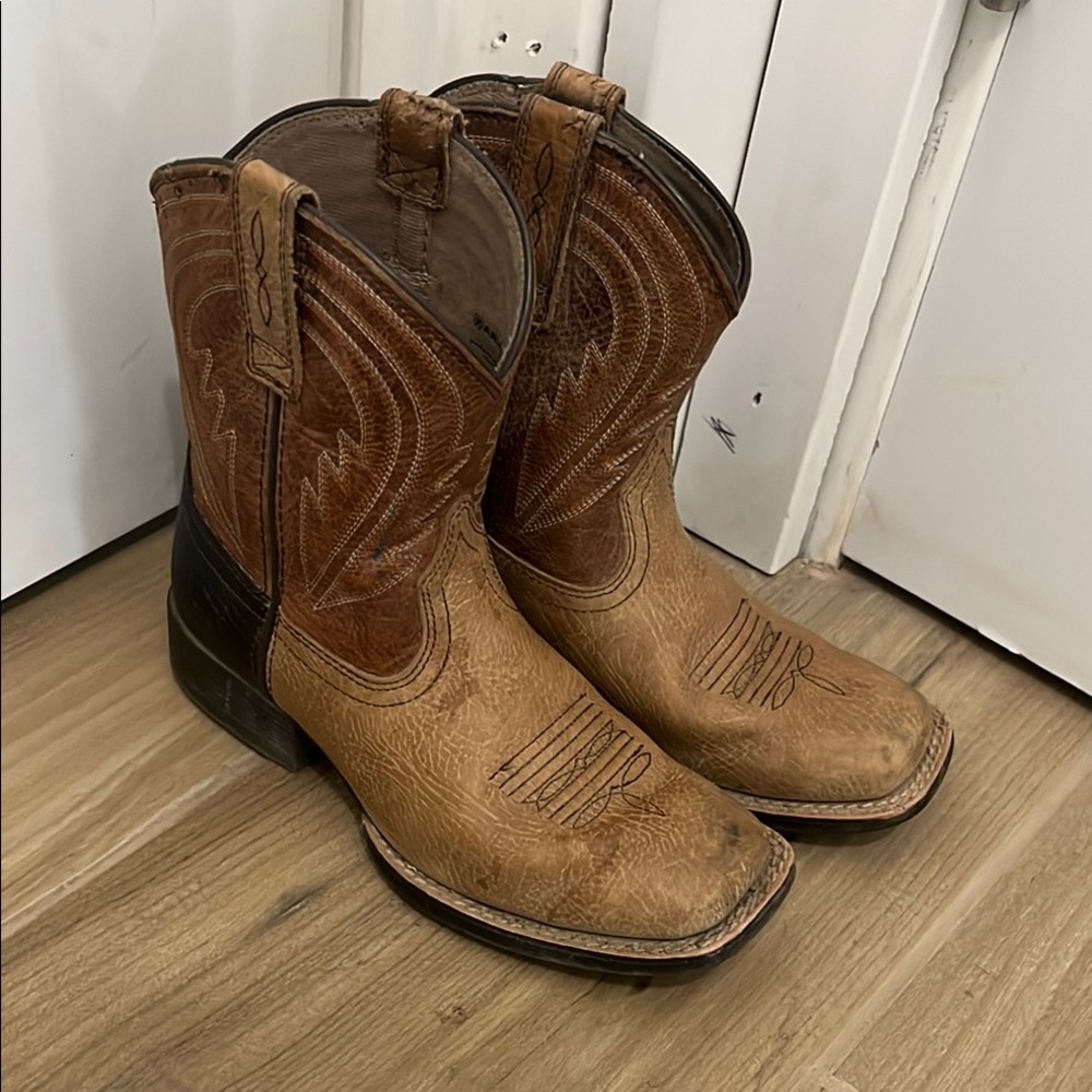 Ariat Brown Leather Cowboy Boots